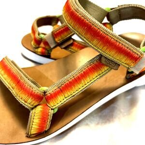 Teva boho Sandals Women's 10 orange tan Ombre Tan Leather Southwestern Vibes